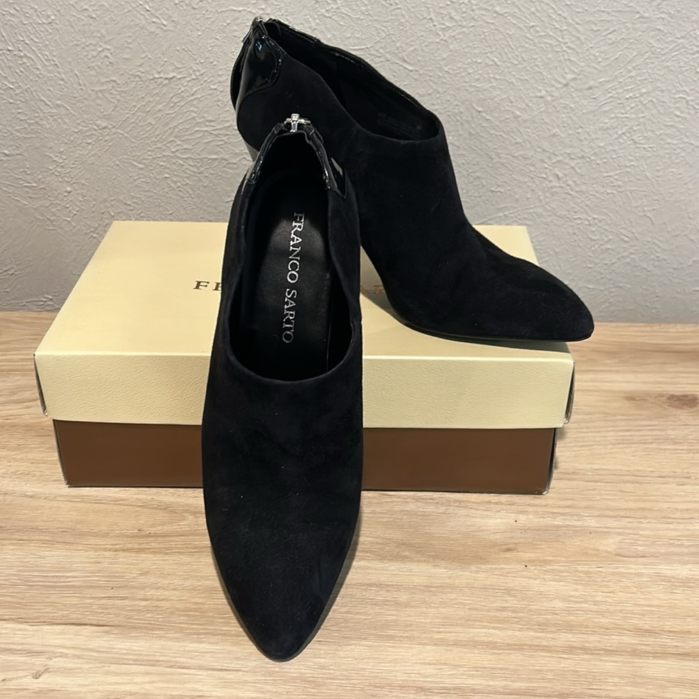 Franco Sarto Vella Black Suede Bootie - NIB, Sz 8